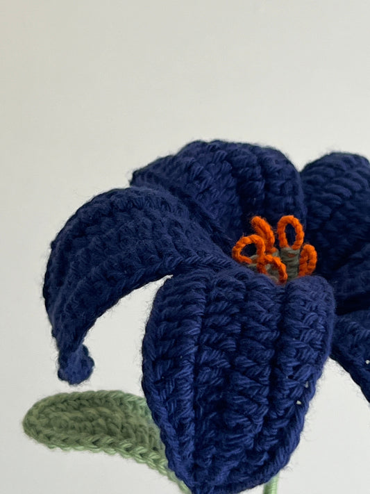 Lily (Navy Blue)