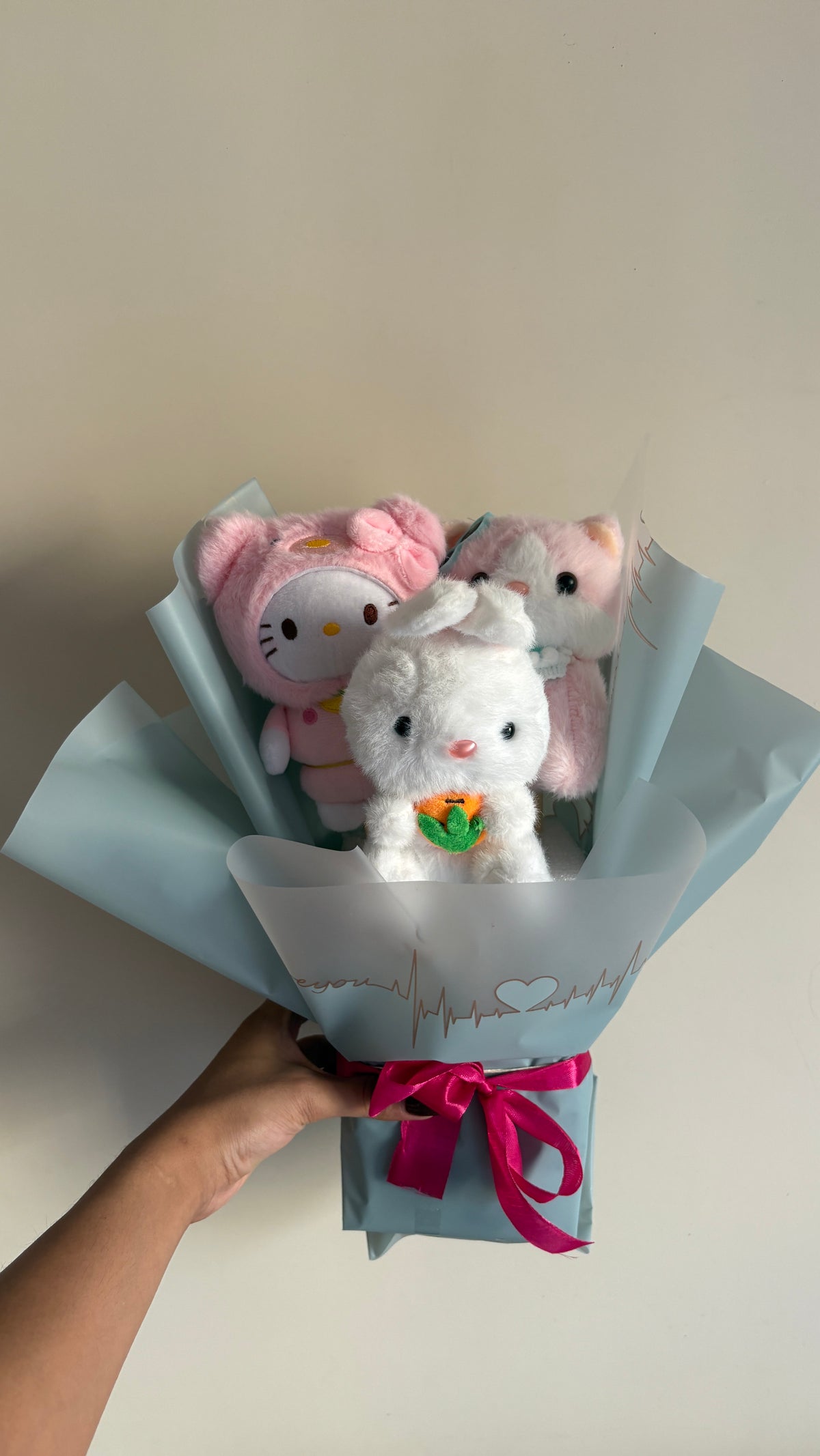 3 plushie Bouquet 🧸