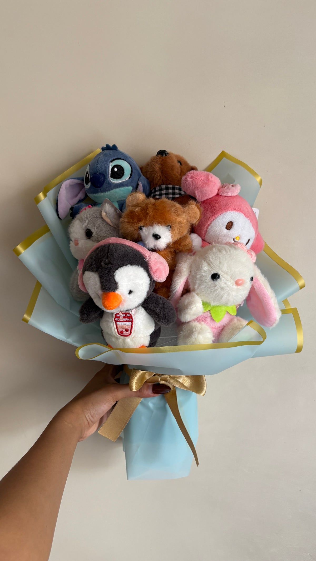 7 Plushie Bouquet 🧸