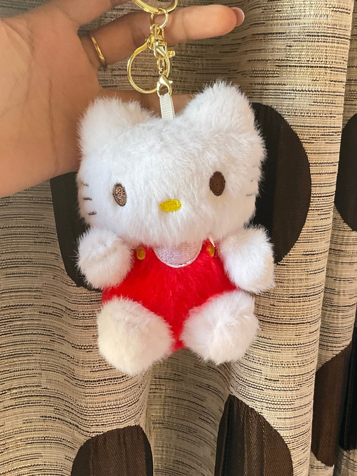 Hello kitty (red) charm
