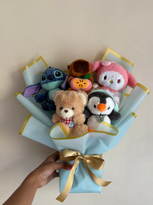 5 Plushie Bouquet 🧸